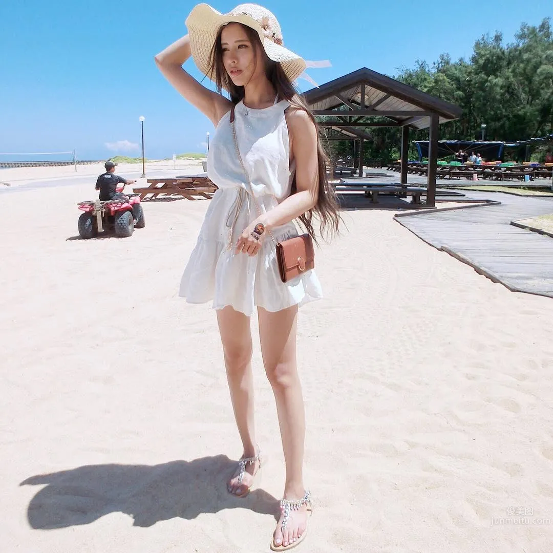 萌感美少女來襲！清新甜美的牙套妹陳可颉 15
