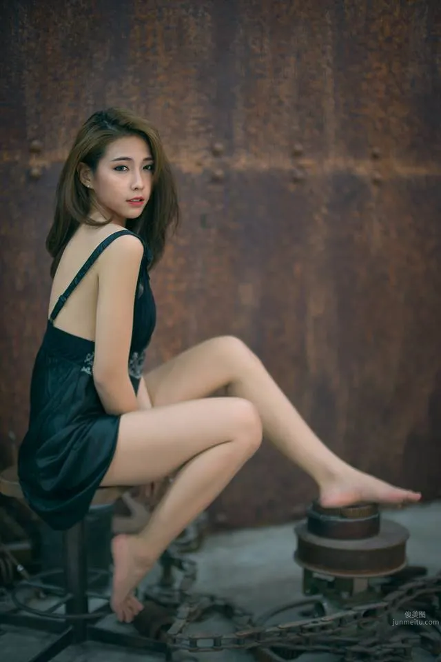 泰國混血妹子Soraya Suttawas 雪白肌膚時尚高雅 58