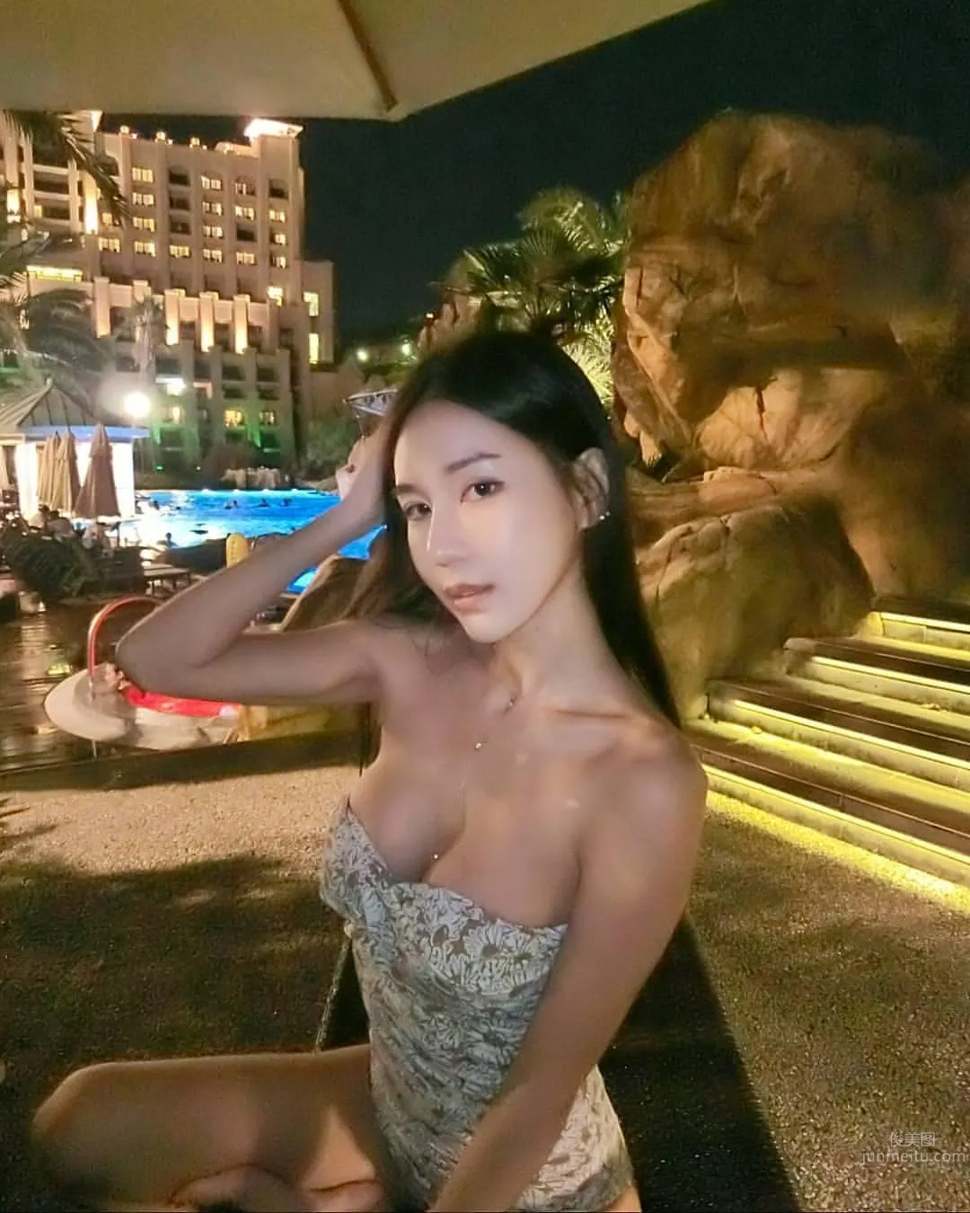 南韓DJ車模樸時賢 性感火辣私房照 23