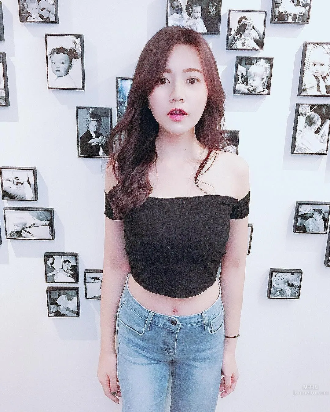 呛口小辣椒夏筠婷 深邃事业线超吸睛_35