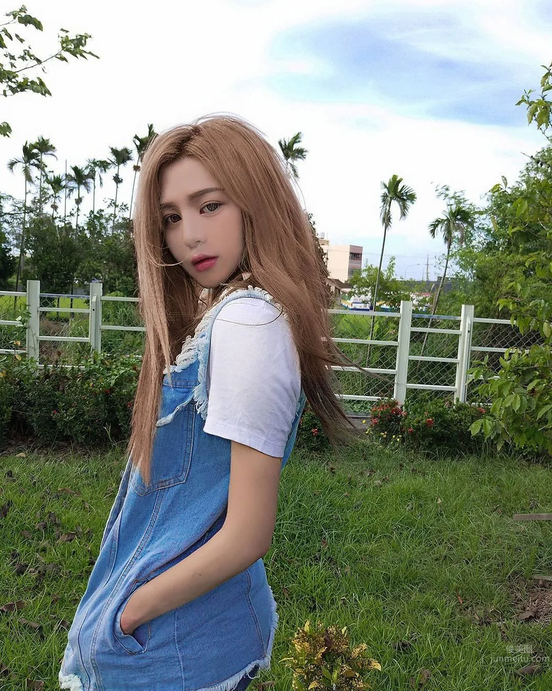 Weng Peiyan's Gaze Is So Cute, Lazy and Charming from a Boyfriend's Perspective photo 5