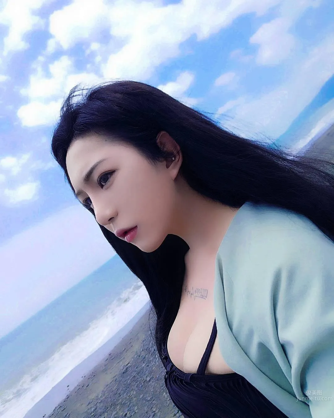 Weng Peiyan's Gaze Is So Cute, Lazy and Charming from a Boyfriend's Perspective photo 22