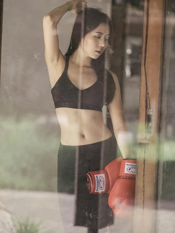 Boxing Beauty Nutrugee Wisawanart, Willing to Be Your Punching Bag for a Lifetime photo 36