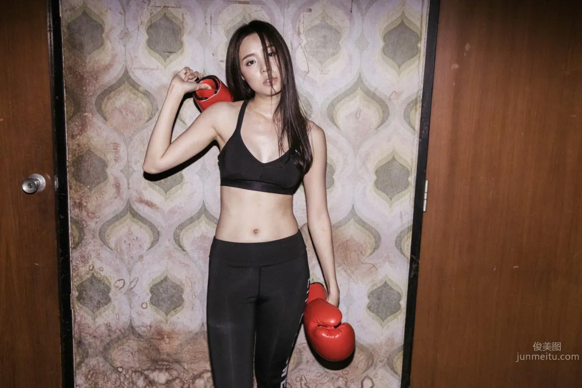 Boxing Beauty Nutrugee Wisawanart, Willing to Be Your Punching Bag for a Lifetime photo 25