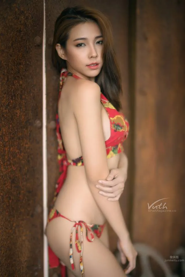 泰國混血妹子Soraya Suttawas 雪白肌膚時尚高雅 51