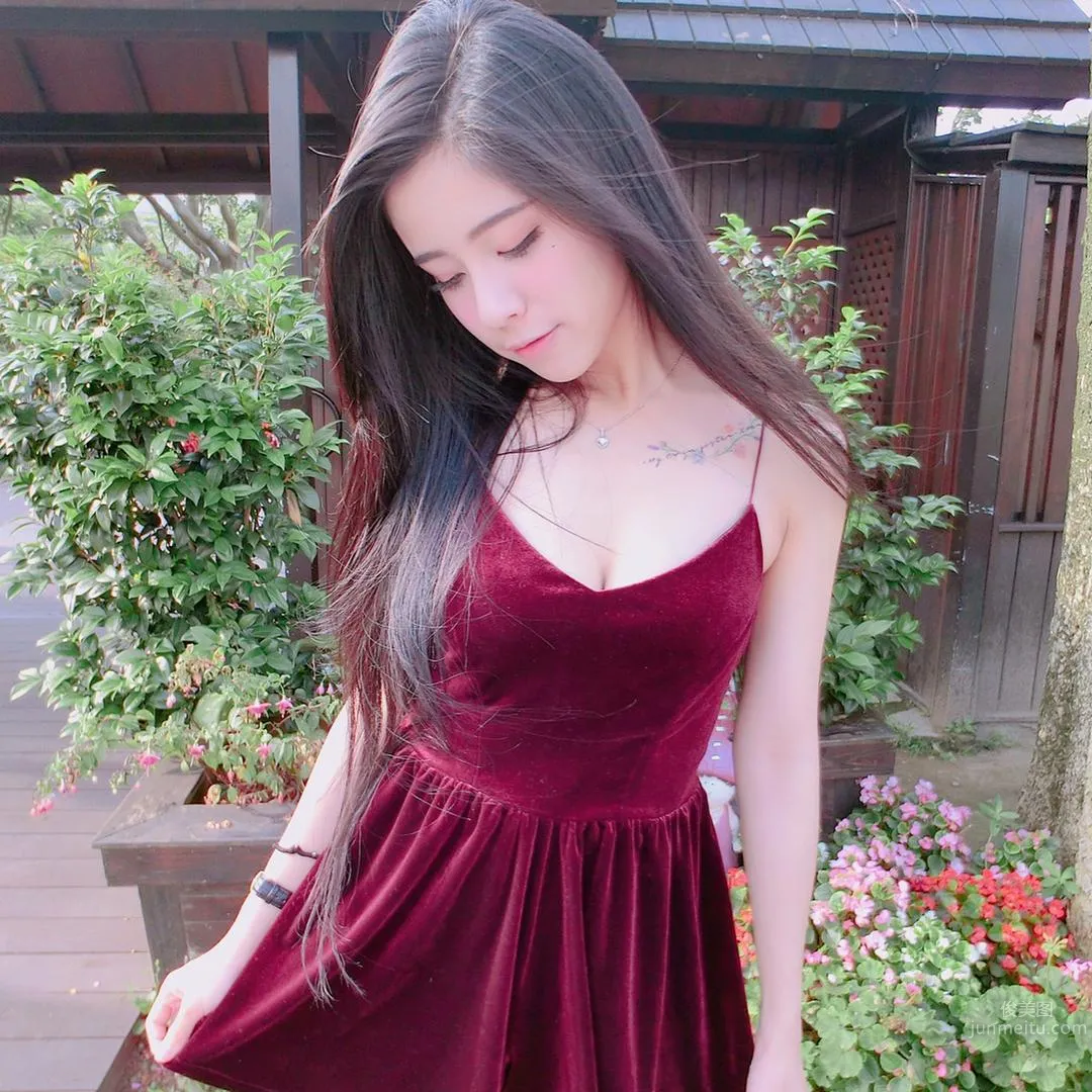 萌感美少女來襲！清新甜美的牙套妹陳可颉 10