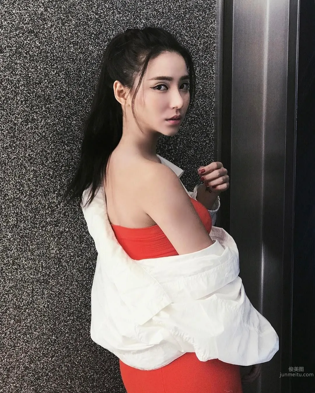 大馬美女賽車手Venice Min 賽車服底下是身材姣好 14