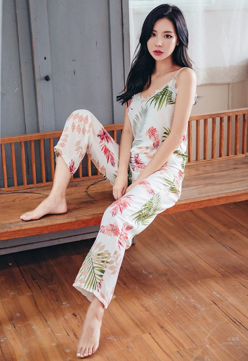 Korean Model Park Da Hyun Lologirl Pajama Series Three photo 51