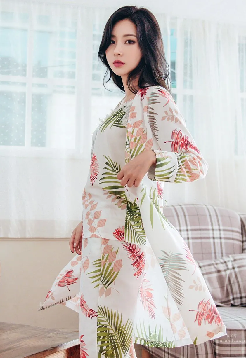 Korean Model Park Da Hyun Lologirl Pajama Series Three photo 49