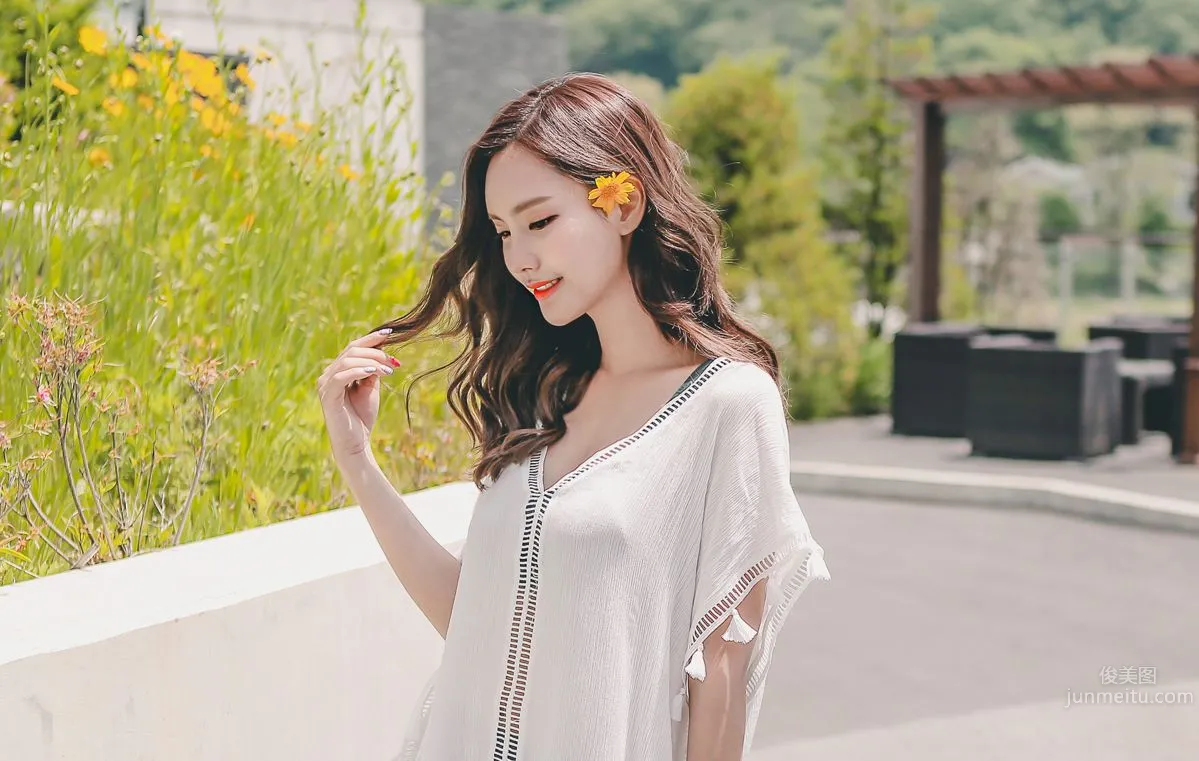 Korean Model Yeonjieun maybeach Casual Wear photo 66