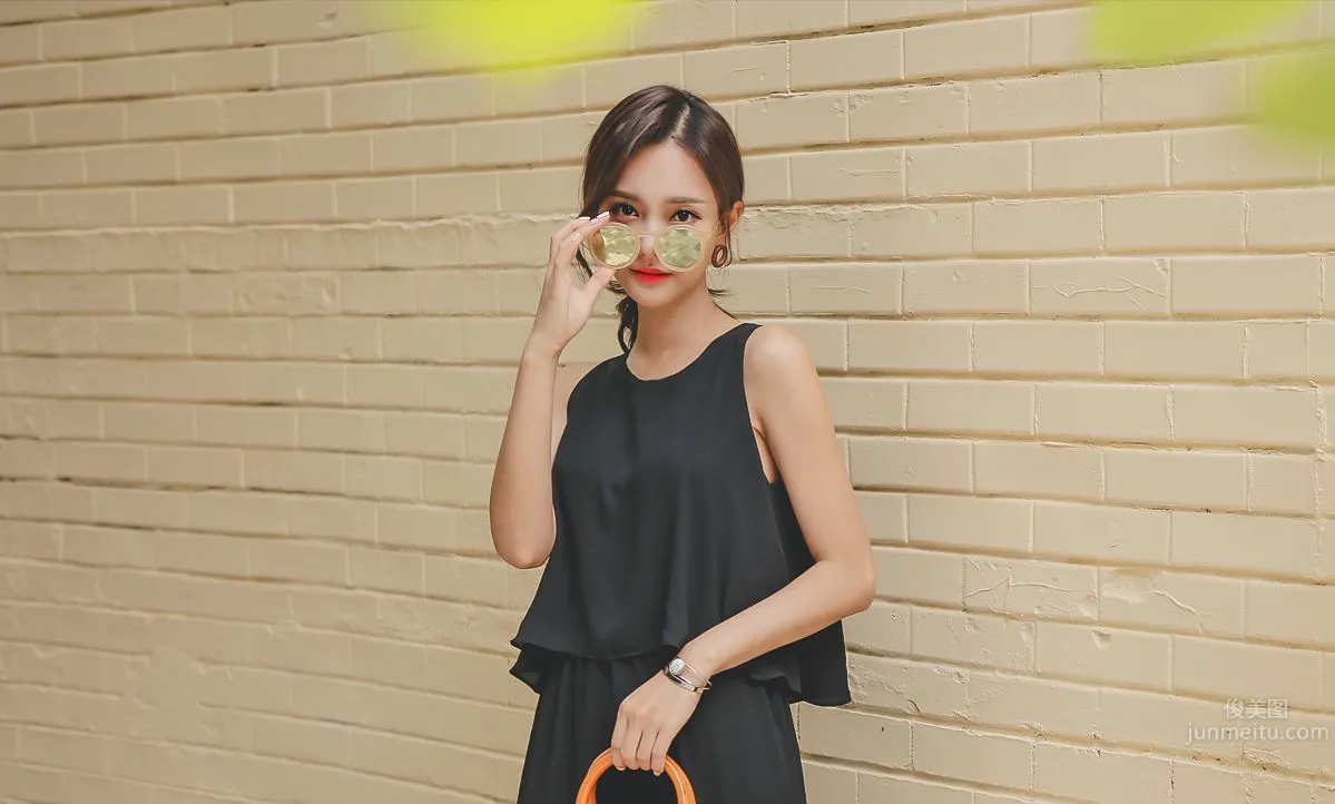 Korean Model Yeonjieun maybeach Casual Wear photo 44