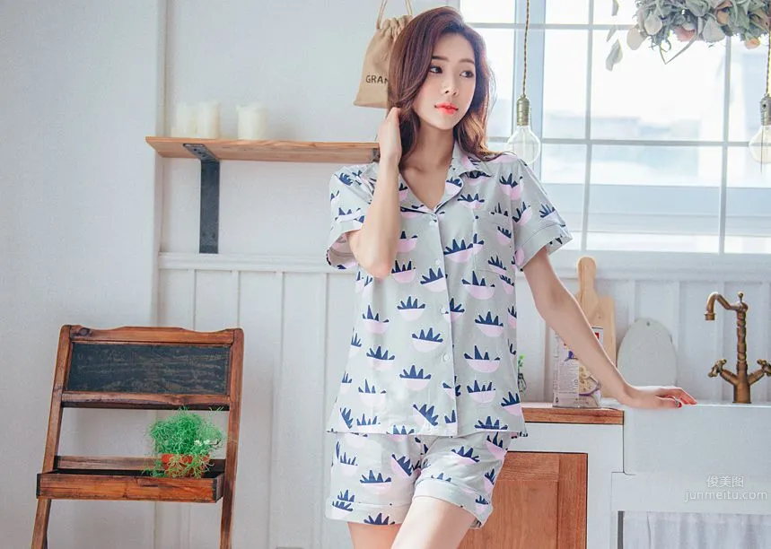 Korean Model Park Da Hyun Lologirl Pajama Series Three photo 62