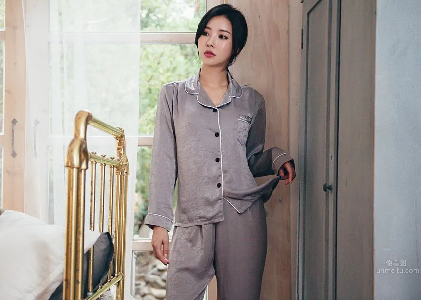 Korean Model Park Da Hyun Lologirl Pajama Series Three photo 63