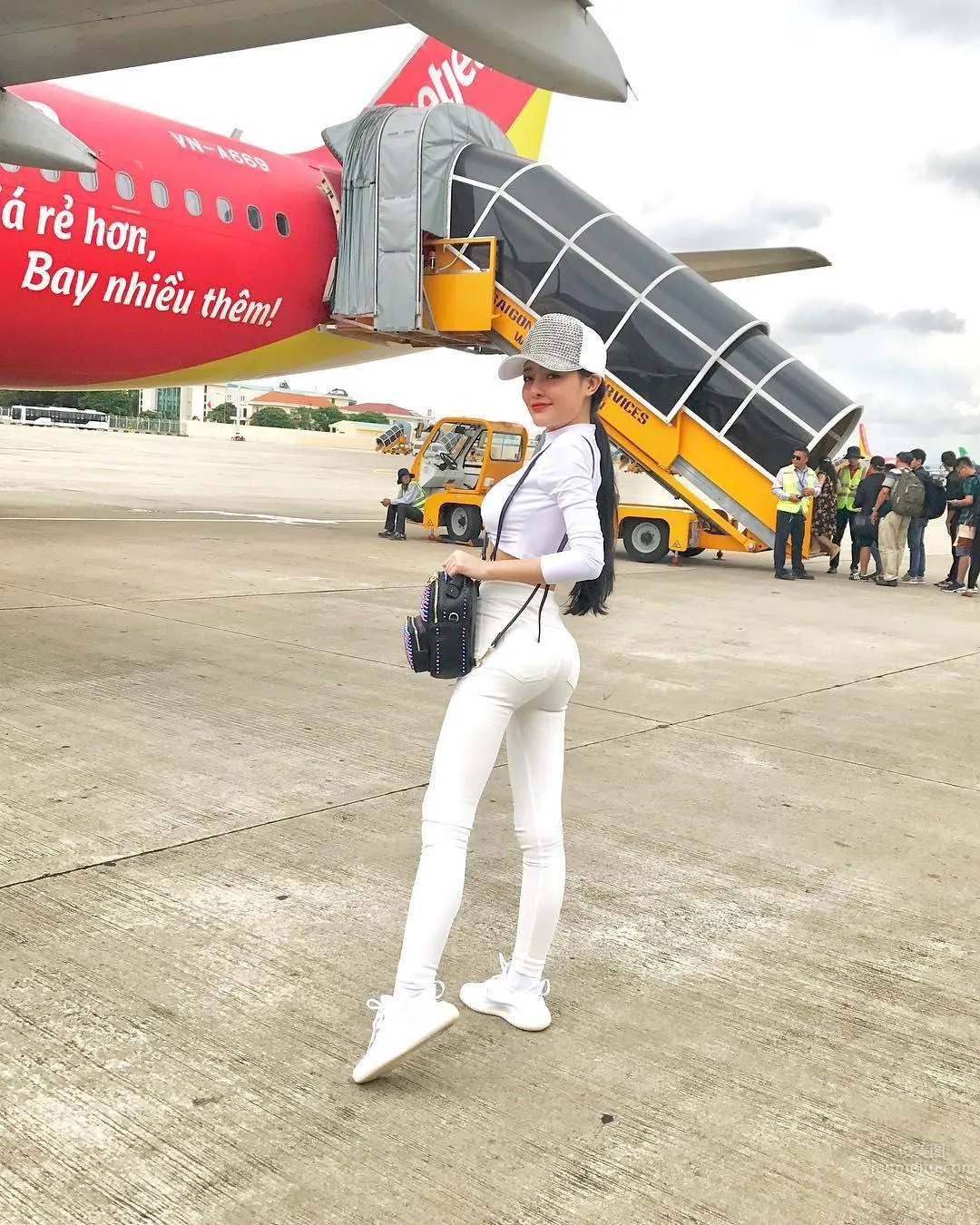 Hottest Vietnamese Girl Ngan Pokemon, The Doll Bear Is About to Fall photo 18