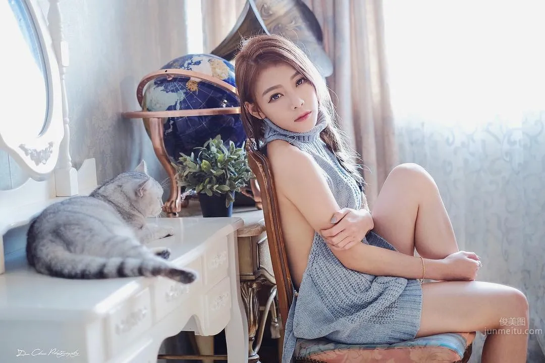 Electric Eyes Beauty Wang Huahua Outdoor Shoot Works Daring photo 1