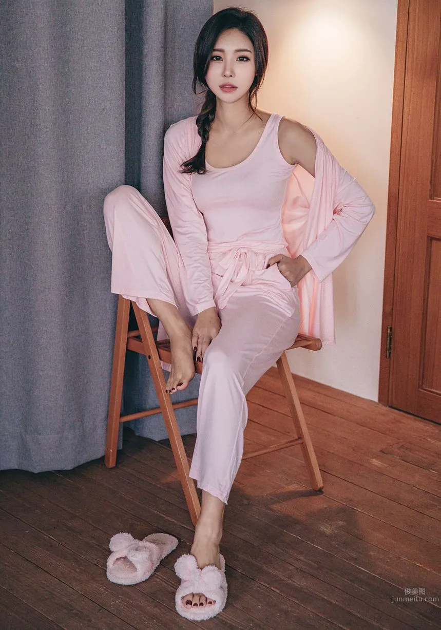Korean Model Park Da Hyun Lologirl Pajama Series Three photo 98
