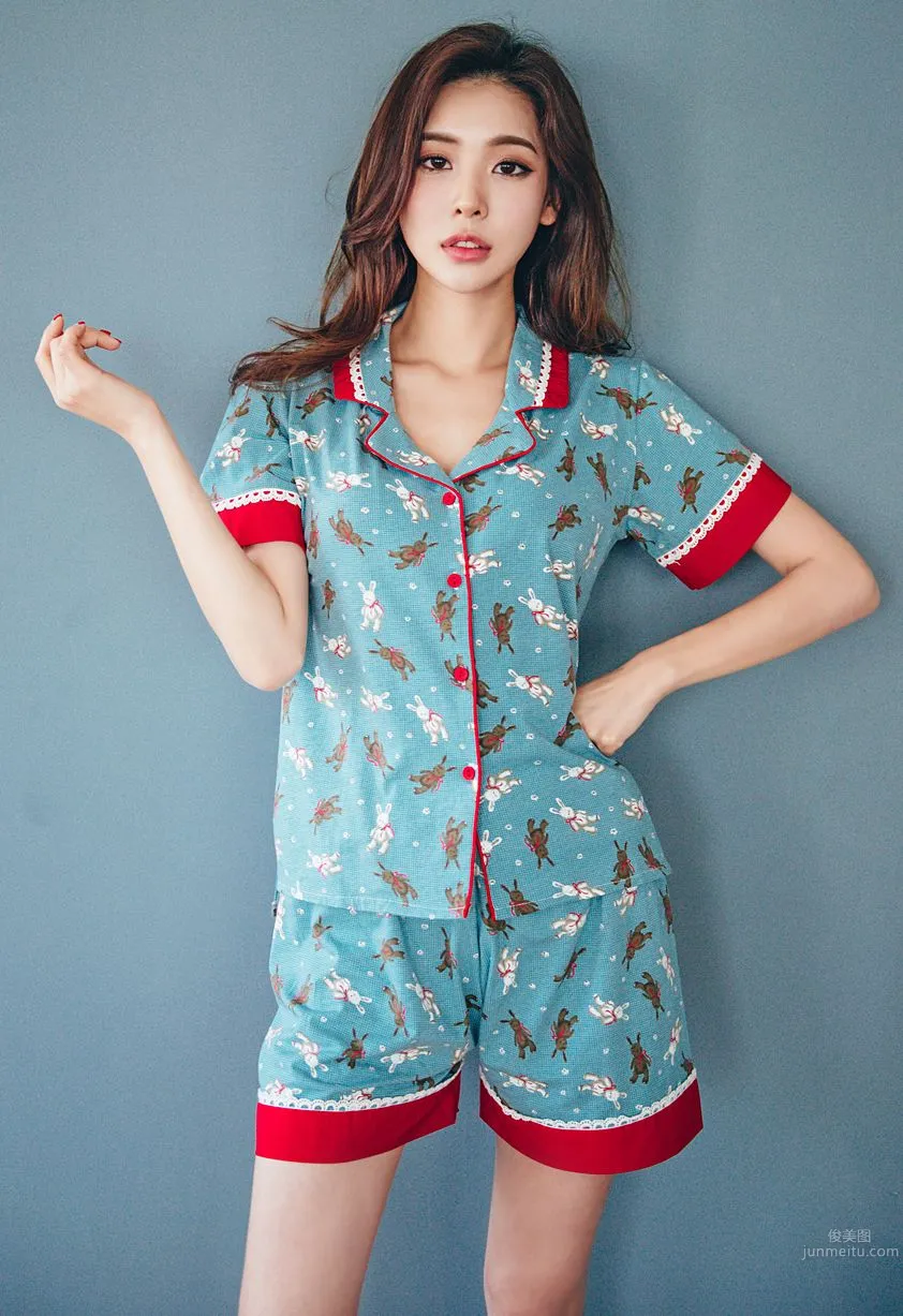 Korean Model Park Da Hyun Lologirl Pajama Series photo 9
