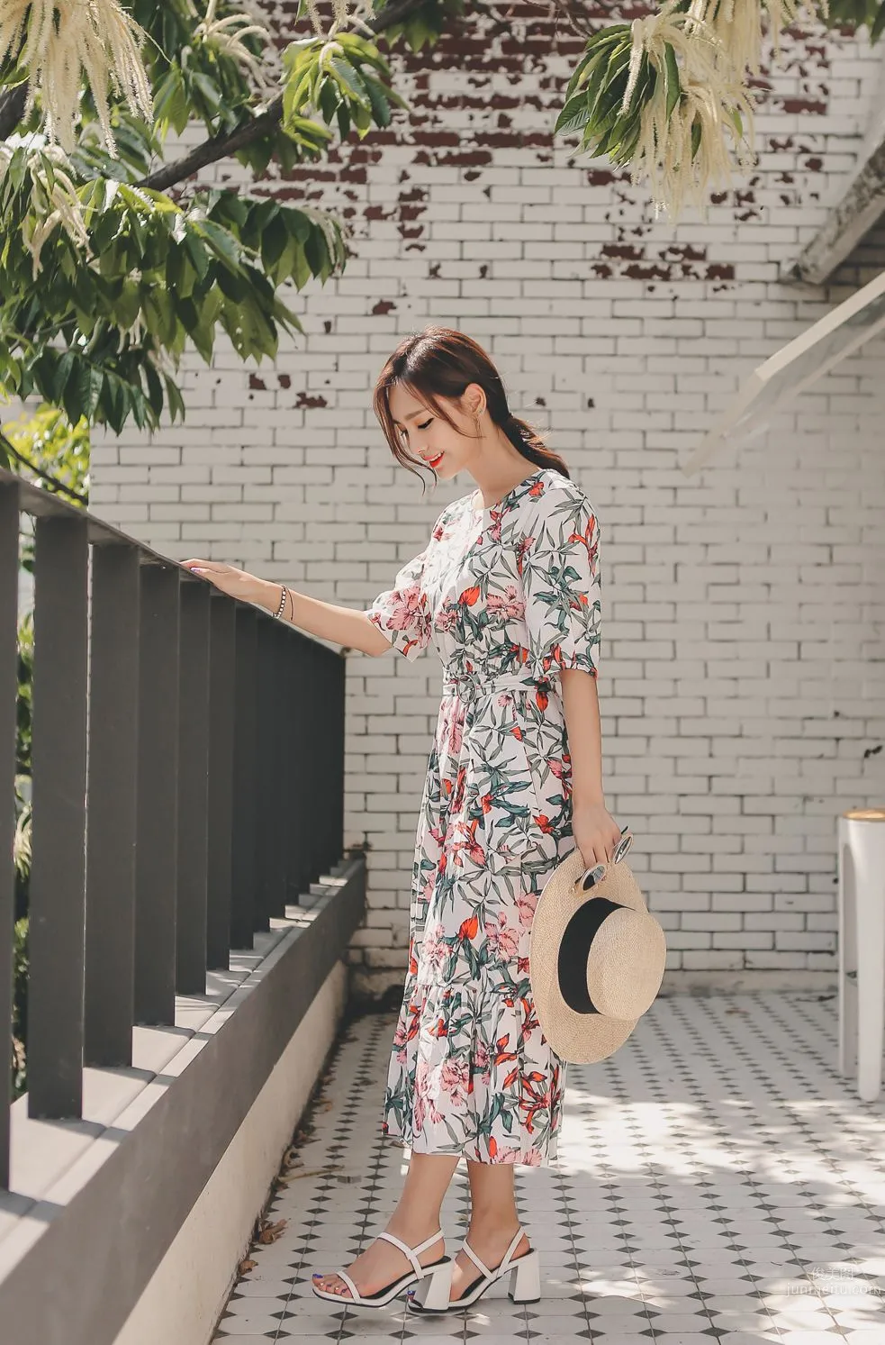 Korean Model Yan Zhien maybeach Casual Wear Series 2 photo 10
