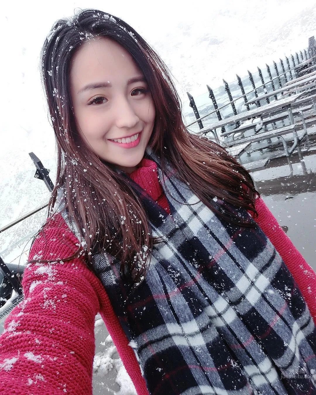 Kaohsiung Beauty Hebbe Cheng, Dressed as the Flight Attendant with the Sweetest Smile photo 11