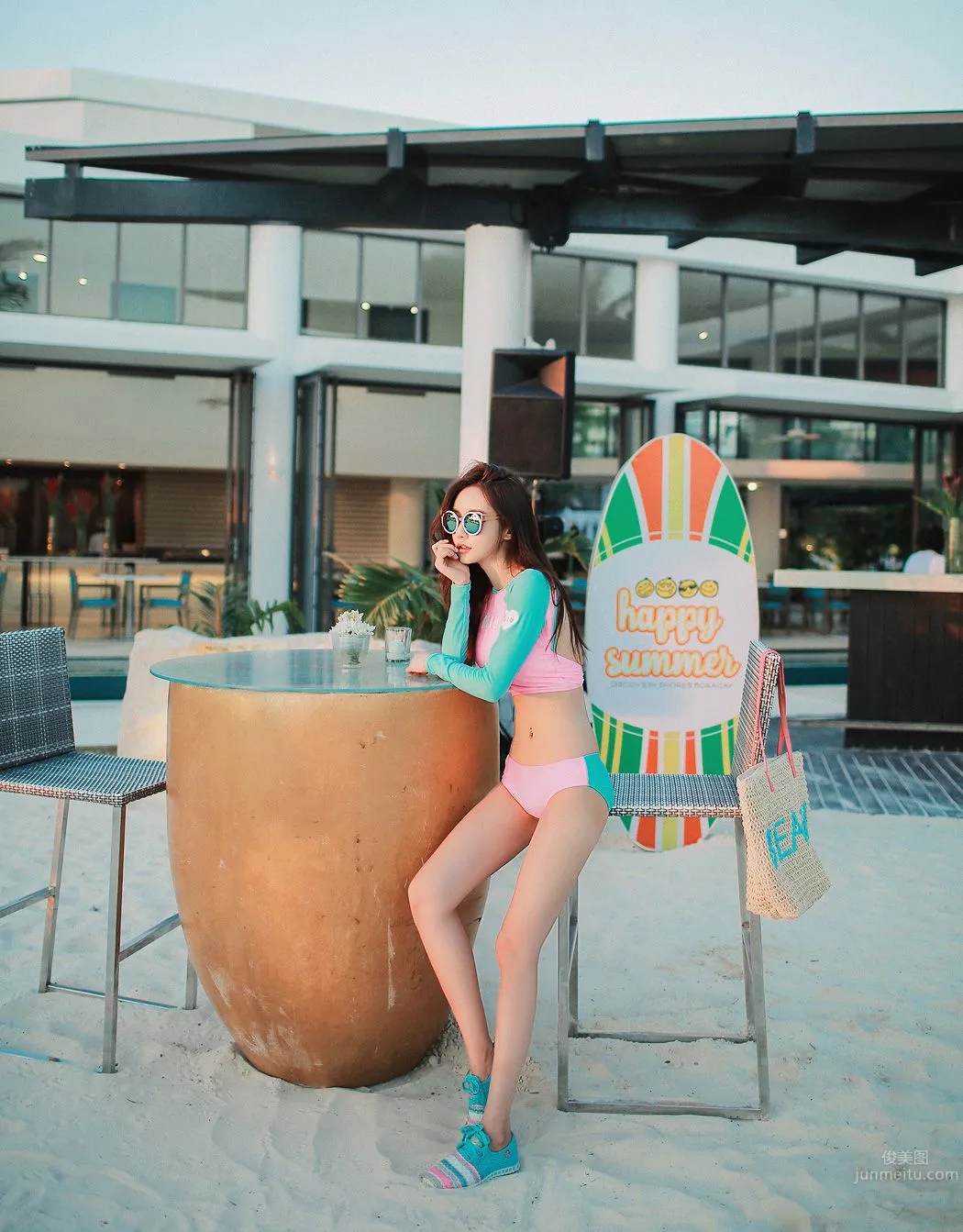 Son Yoon Joo, 2016 Beach Photo Series photo 84