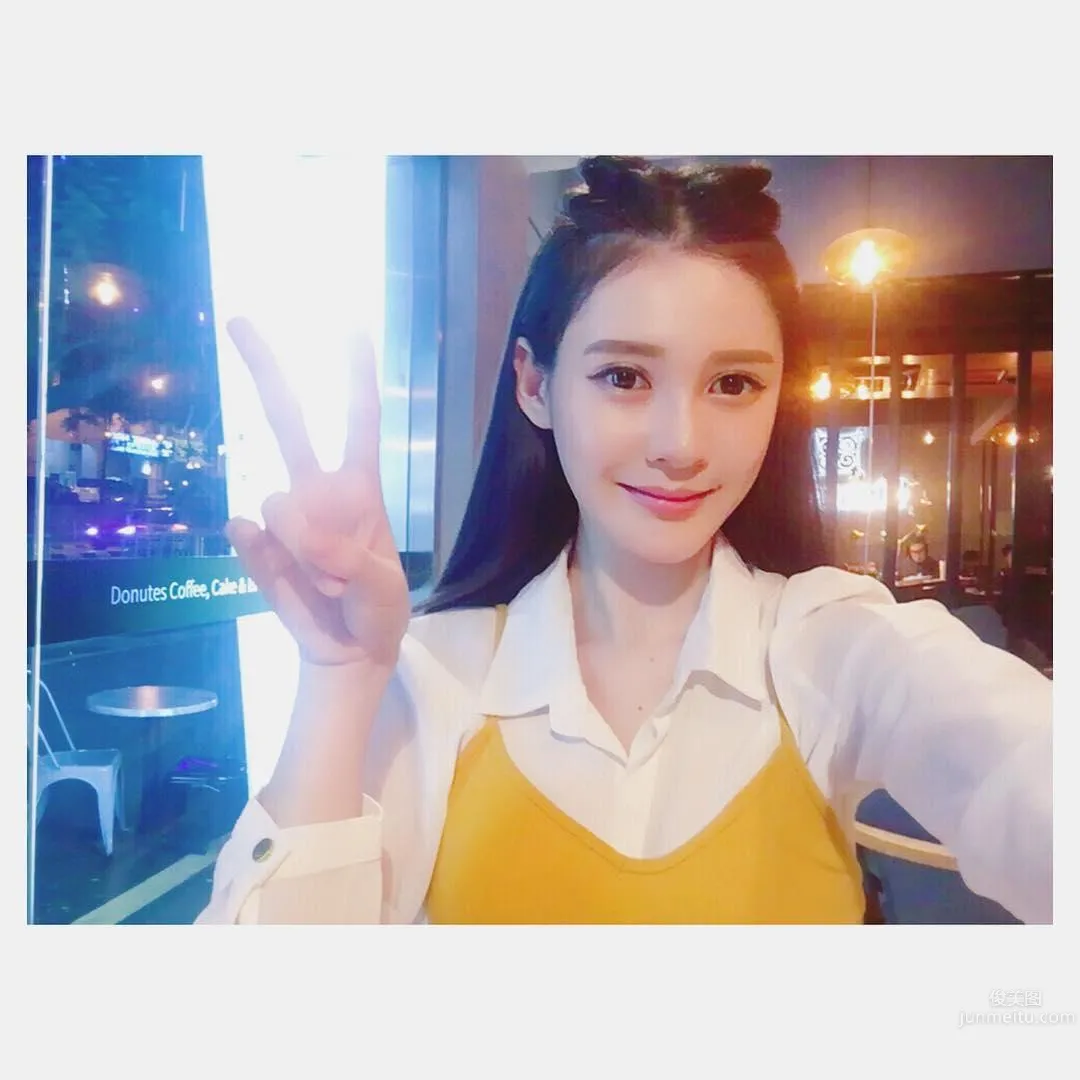 Malaysian Goddess Yumi Wong, Round Big Eyes and Proud Beautiful Bust photo 20