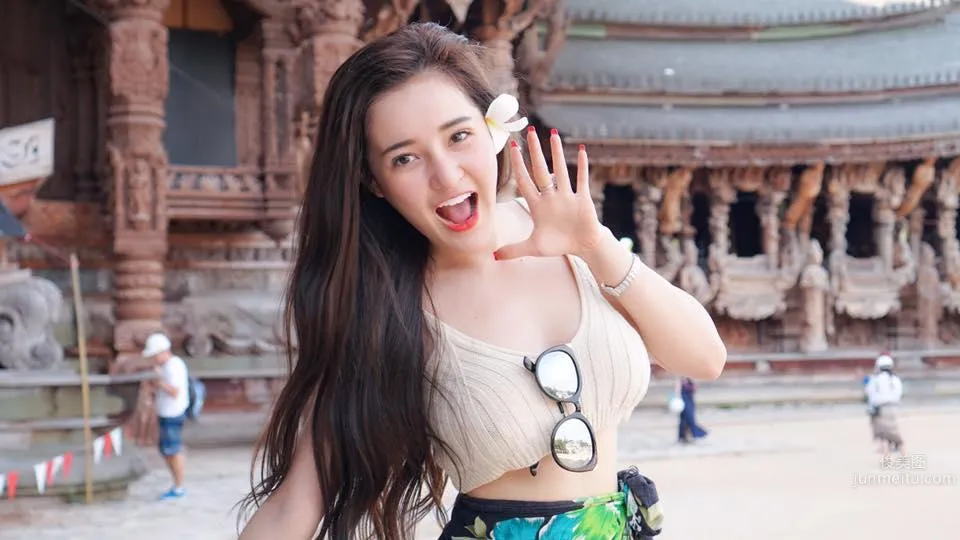 Hottest Vietnamese Girl Ngan Pokemon, The Doll Bear Is About to Fall photo 2