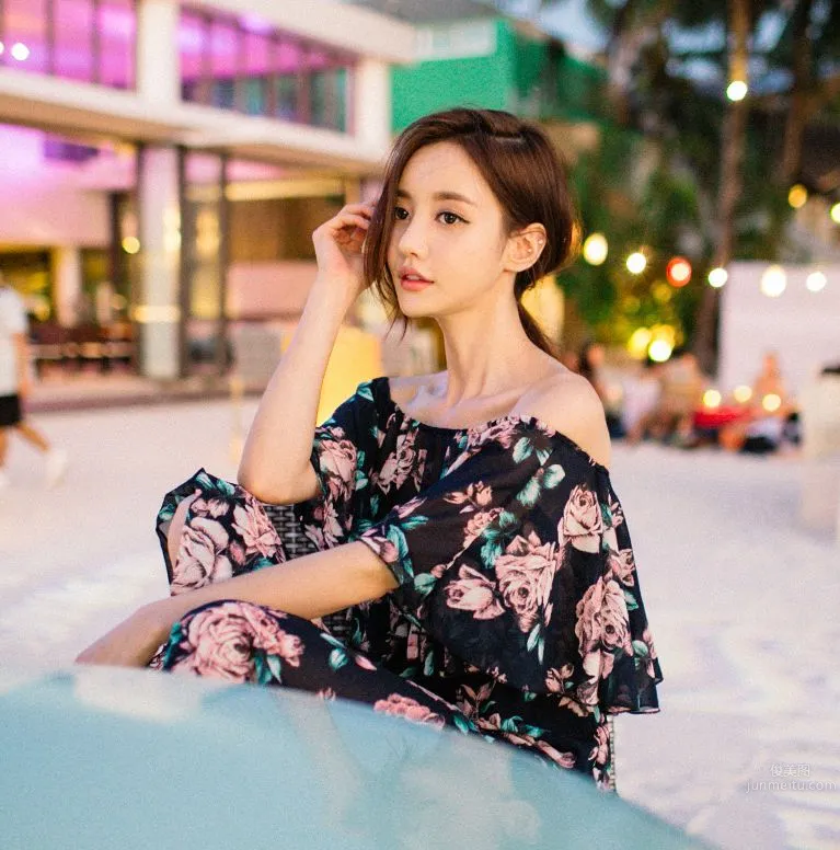 Son Yoon Joo, 2016 Beach Photo Series photo 65