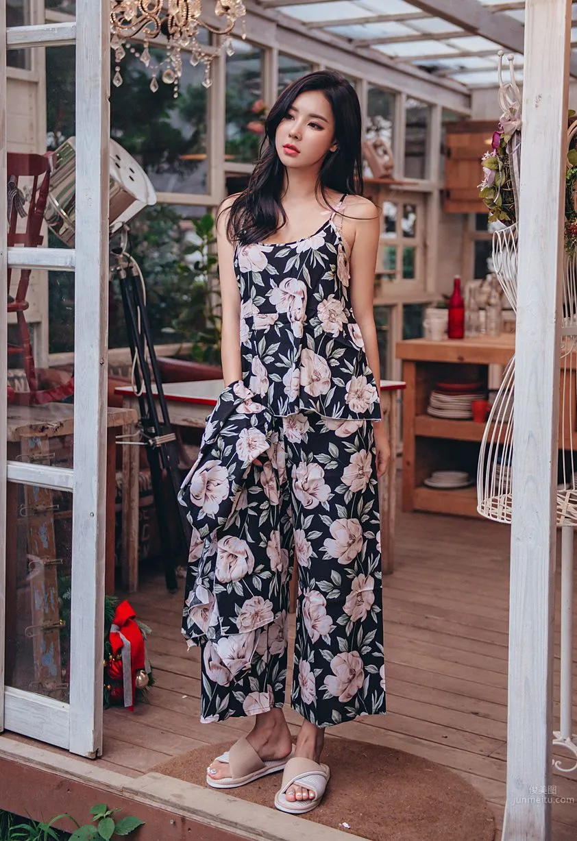 Korean Model Park Da Hyun Lologirl Pajama Series Three photo 36