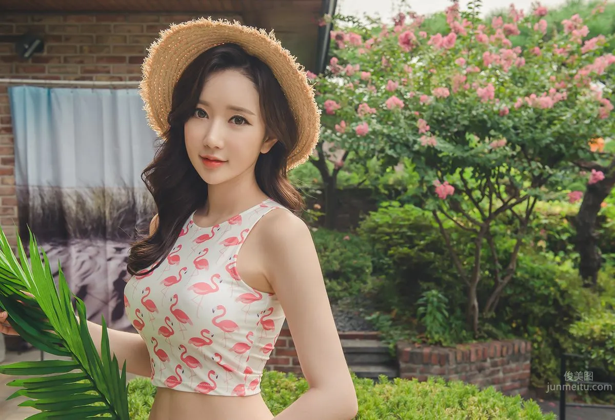 Lee Yeon Jeong - 2017 MayBeach Bikini Series One photo 28