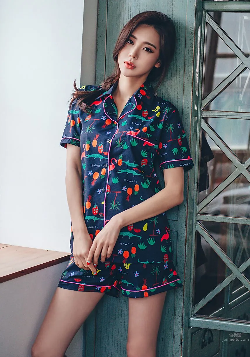 Korean Model Park Da Hyun Lologirl Pajama Series photo 53