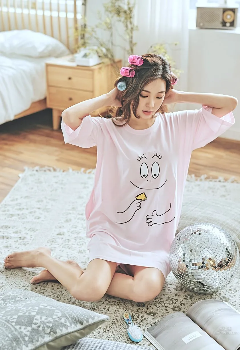 Korean Model Park Da Hyun Lologirl Pajama Series Three photo 28