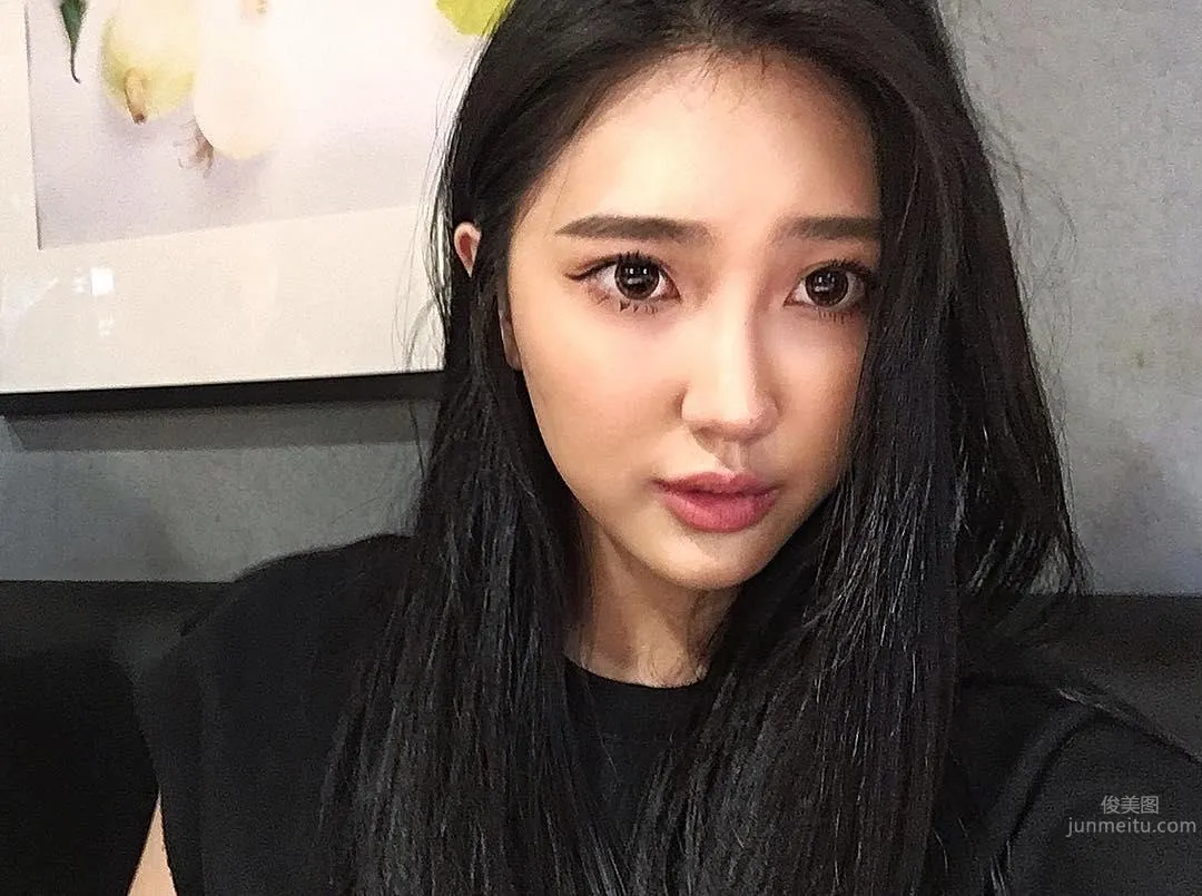 台灣正妹Karen Chao 牛仔褲背心超吸睛 8
