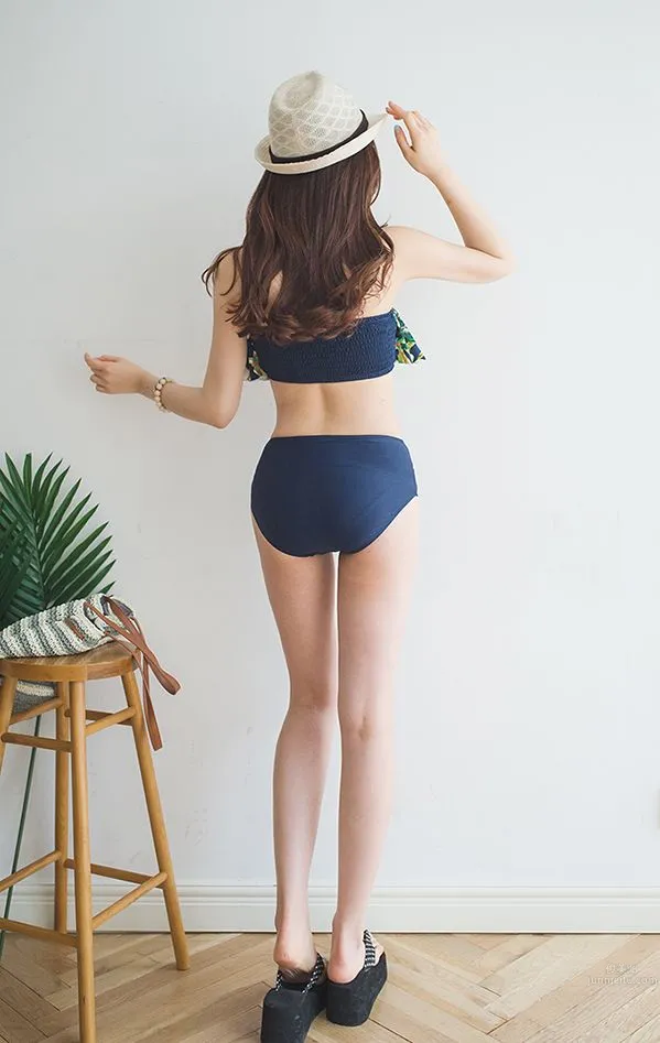 Lee Yeon Jeong - 2017 MayBeach Bikini Series One photo 13