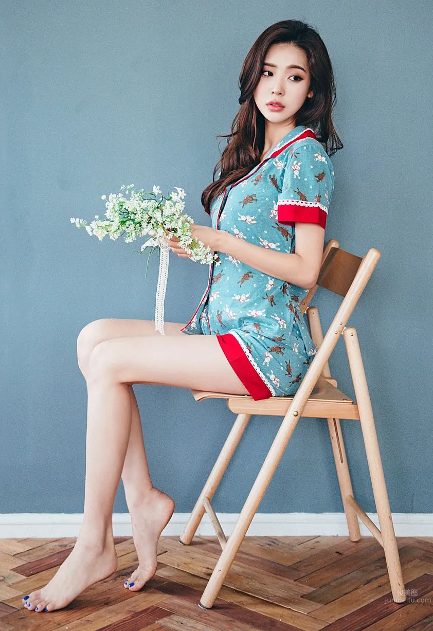 Korean Model Park Da Hyun Lologirl Pajama Series photo 6