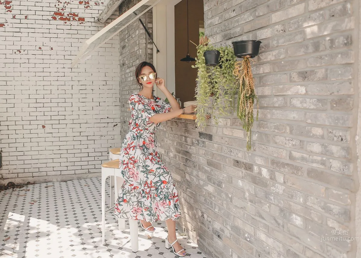 Korean Model Yan Zhien maybeach Casual Wear Series 2 photo 4
