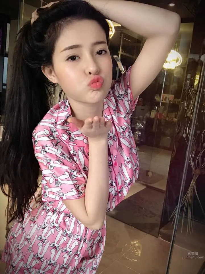 Hottest Vietnamese Girl Ngan Pokemon, The Doll Bear Is About to Fall photo 45