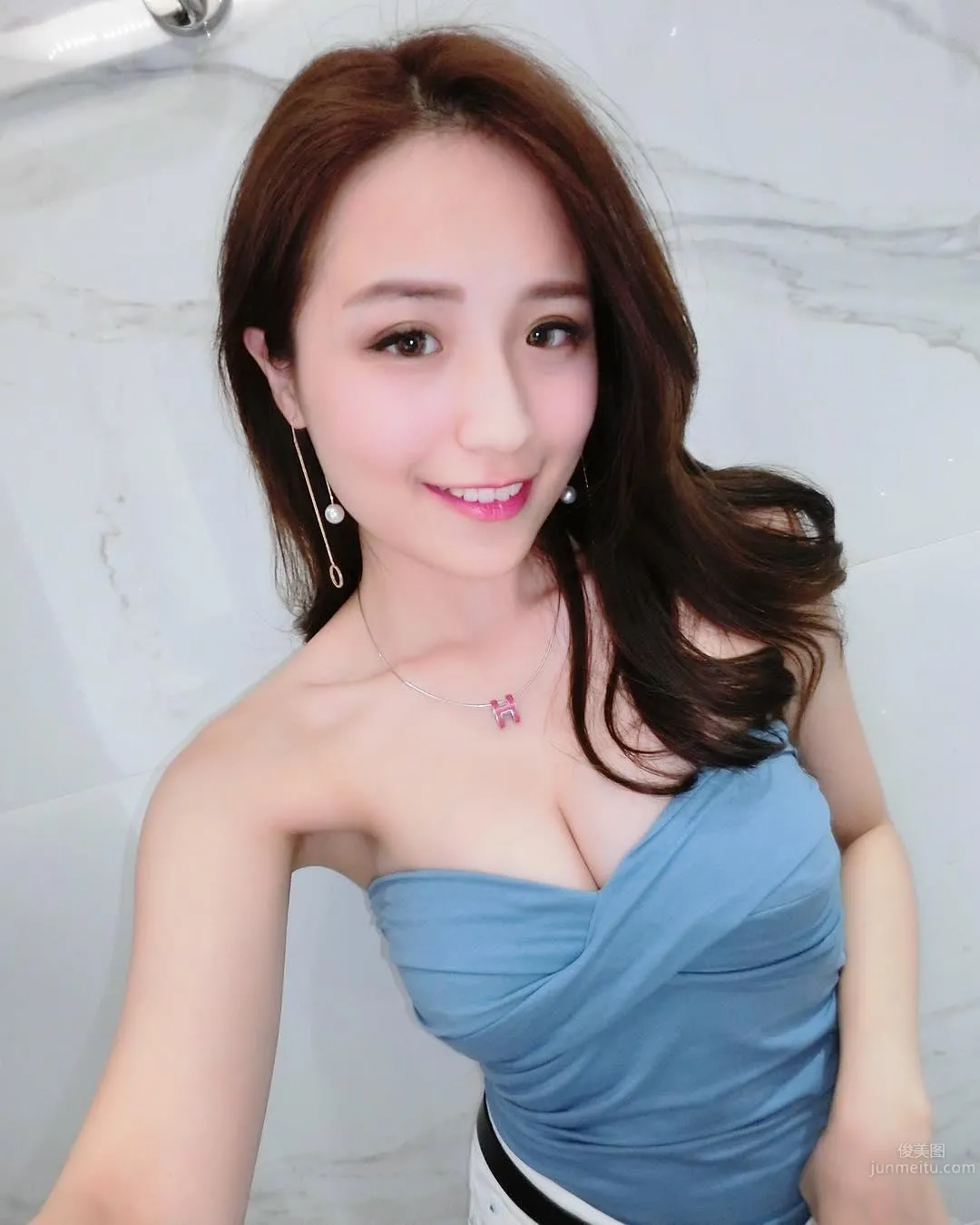 Kaohsiung Beauty Hebbe Cheng, Dressed as the Flight Attendant with the Sweetest Smile photo 15