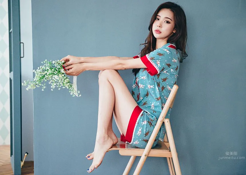 Korean Model Park Da Hyun Lologirl Pajama Series photo 5