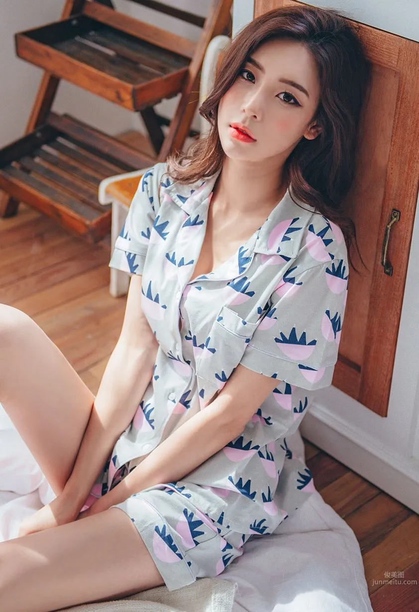 Korean Model Park Da Hyun Lologirl Pajama Series Three photo 65