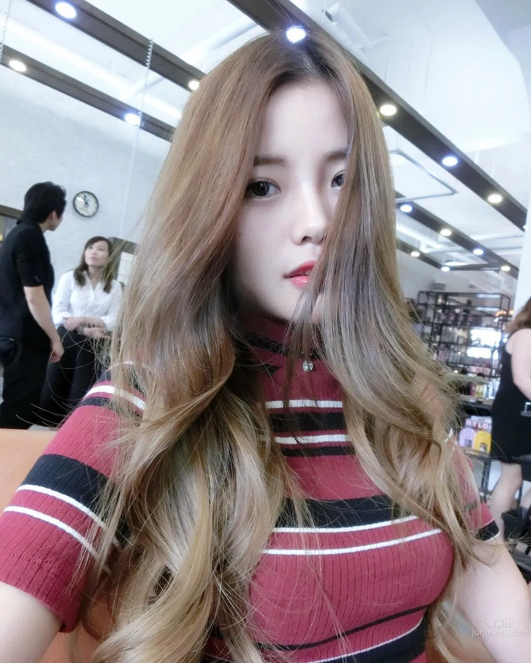 Malaysia's Sweetest Youtuber, Super Smile Instantly Kills Otaku photo 13