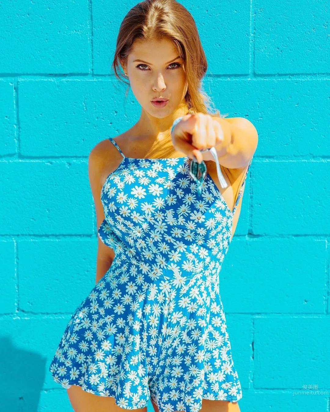 Amanda Cerny - The Hilarious Sexy Hot Model photo 4