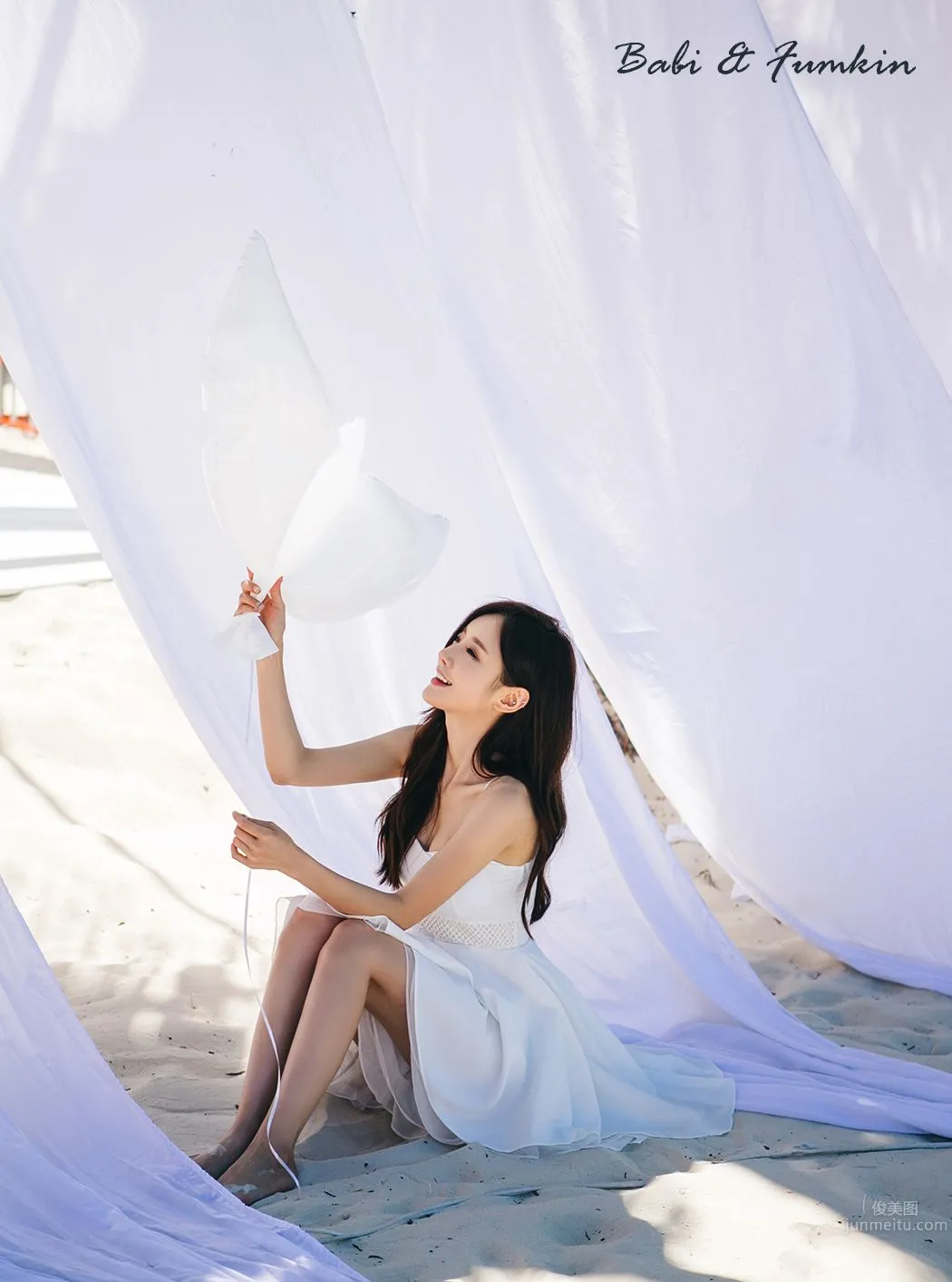 Son Yoon Joo, 2016 Beach Photo Series photo 8