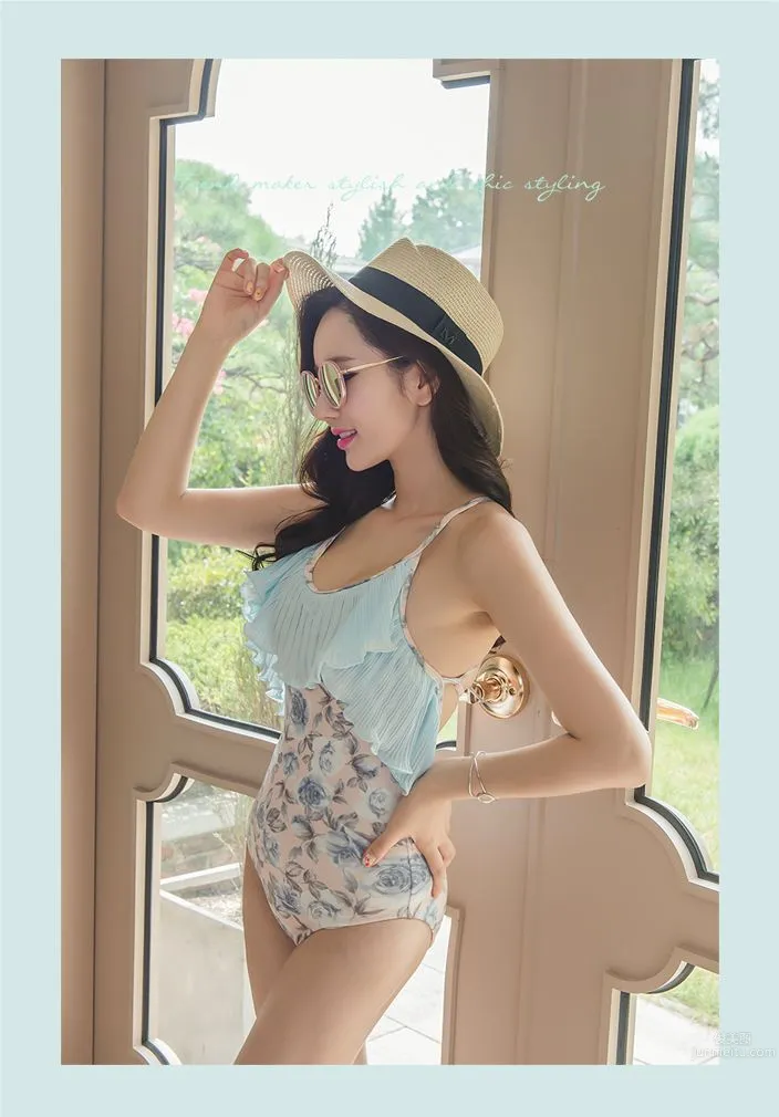 Lee Yeon Jeong - 2017 MayBeach Bikini Series One photo 86