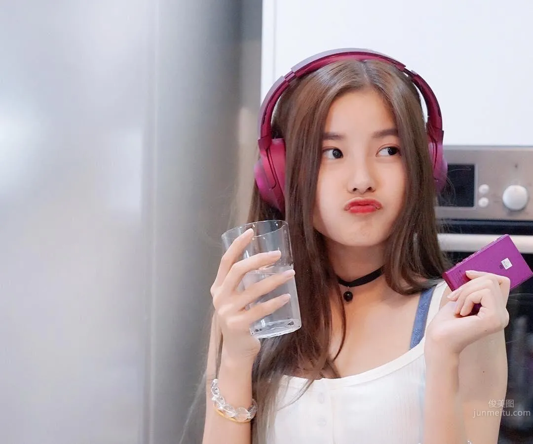 Malaysia's Sweetest Youtuber, Super Smile Instantly Kills Otaku photo 32