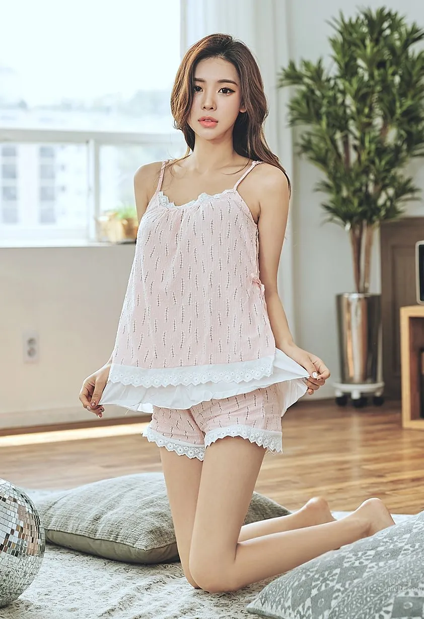 Korean Model Park Da Hyun Lologirl Pajama Series Three photo 21