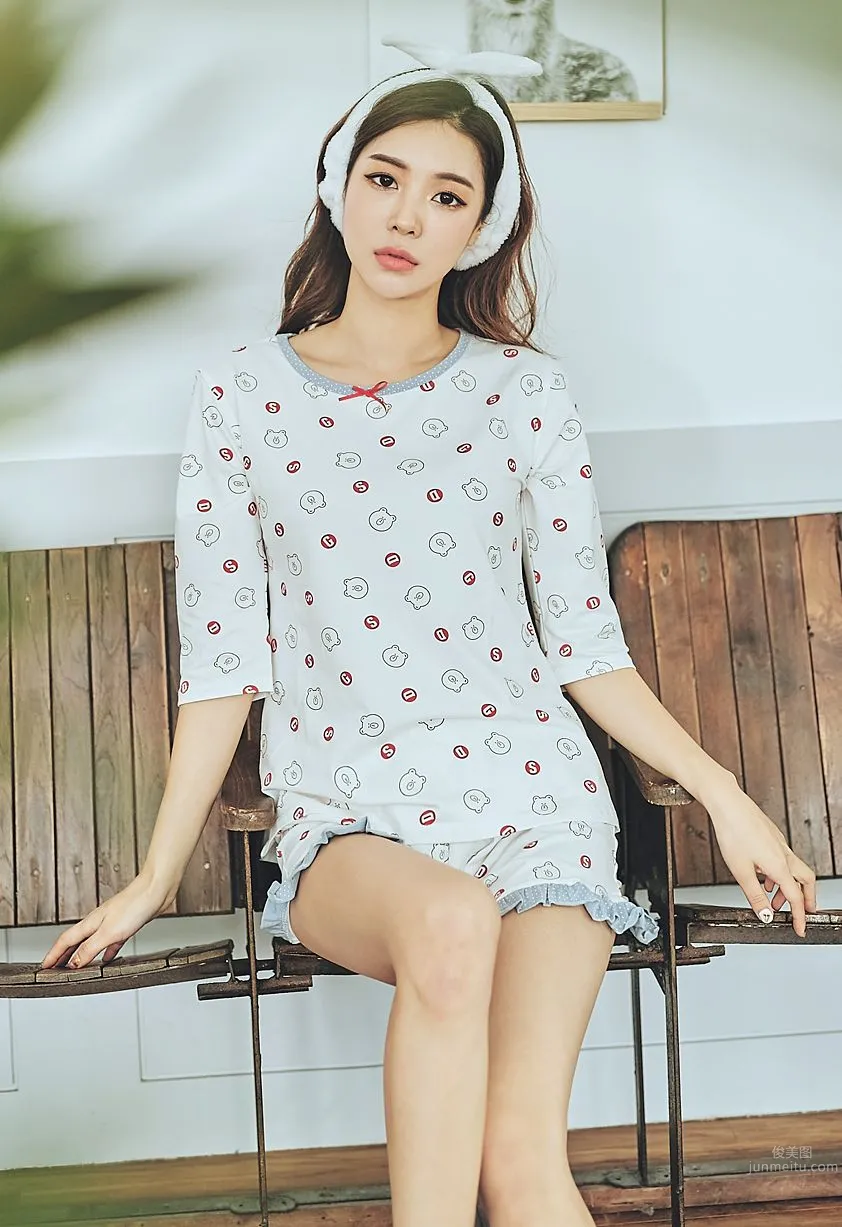 Korean Model Park Da Hyun Lologirl Pajama Series Three photo 105