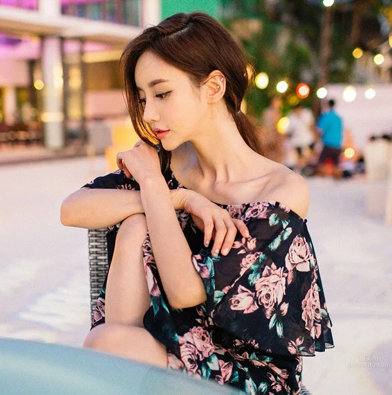 Son Yoon Joo, 2016 Beach Photo Series photo 66