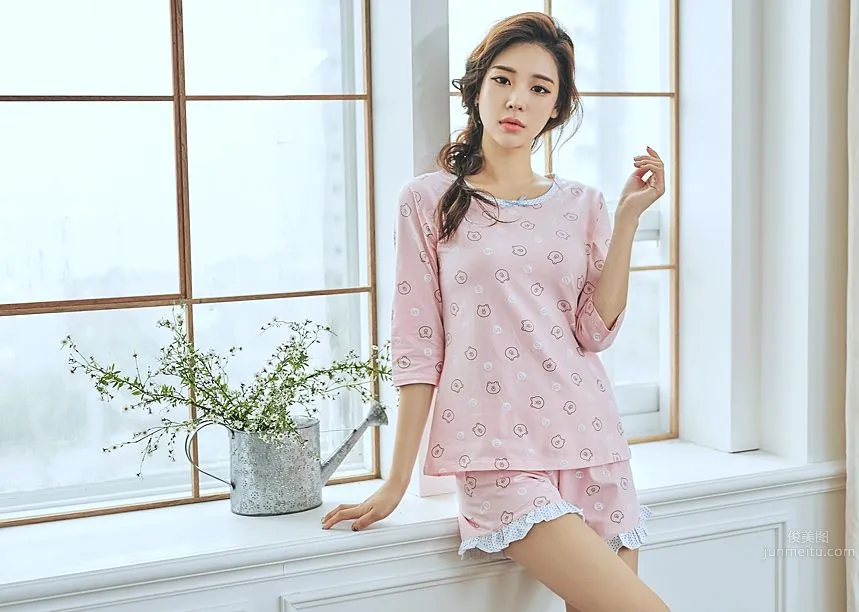 Korean Model Park Da Hyun Lologirl Pajama Series Three photo 109