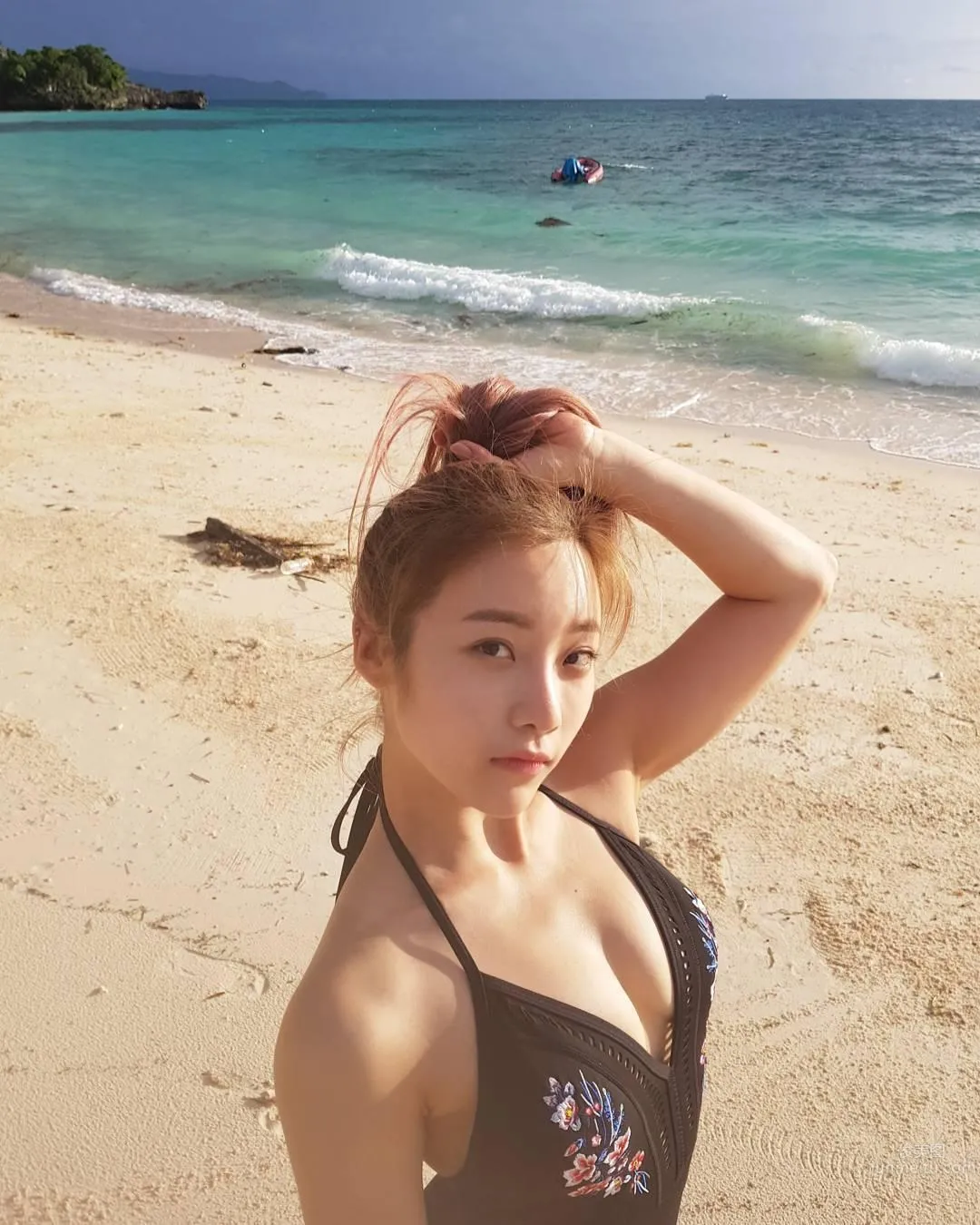 South Korea's Hottest Pilates Instructor, Hip Lifting Exercise Pose Too Outrageous photo 23