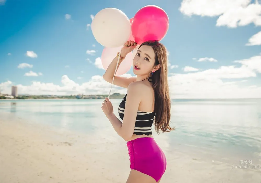 Lee Yeon Jeong, 2017 MayBeach Bikini Series 2 photo 47